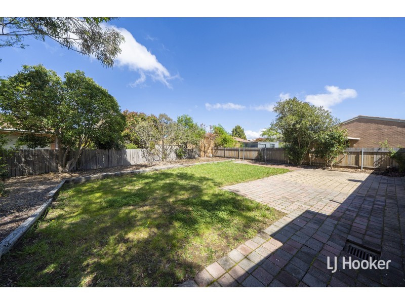 71 Twelvetrees Crescent, Florey ACT 2615