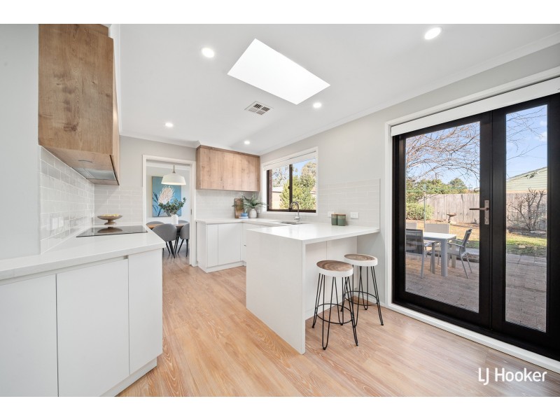 16 Whittell Crescent, Florey ACT 2615