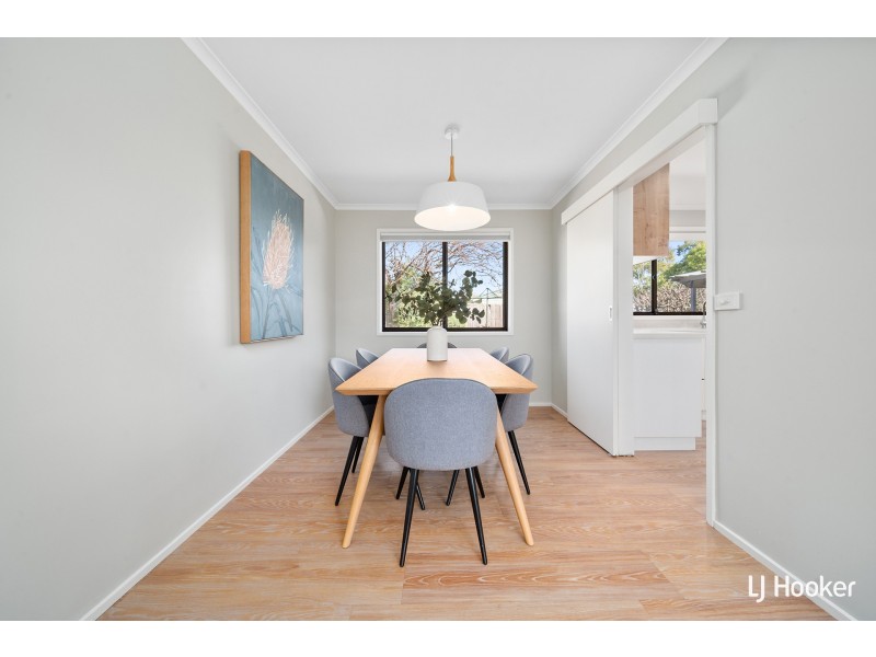 16 Whittell Crescent, Florey ACT 2615