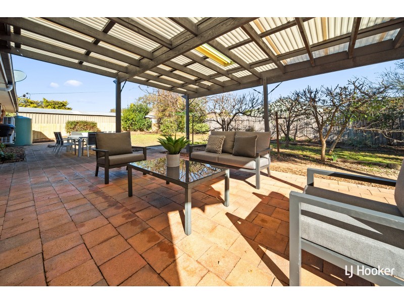 16 Whittell Crescent, Florey ACT 2615