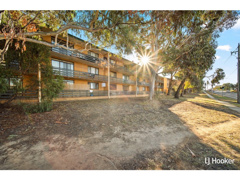 12/6 Maclaurin Crescent, Chifley ACT 2606