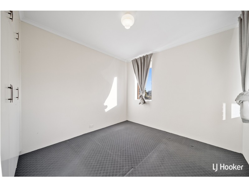 19/32 Springvale Drive, Hawker ACT 2614