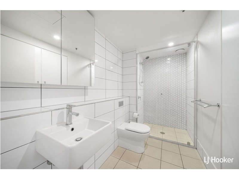 2205/120 Eastern Valley Way, Belconnen ACT 2617