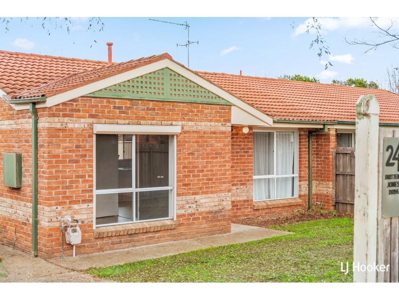 24 Britten-Jones Drive, Holt ACT 2615