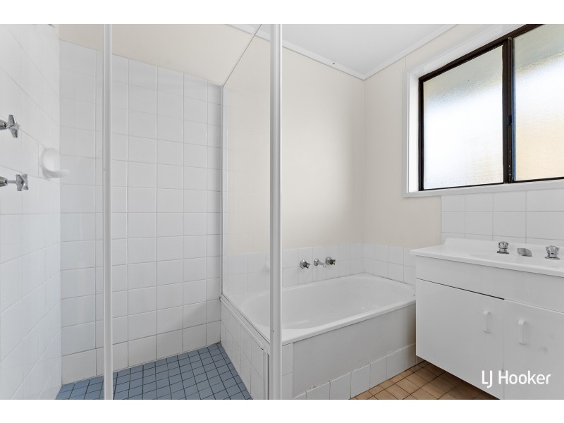 10 Garrad Street, Spence ACT 2615