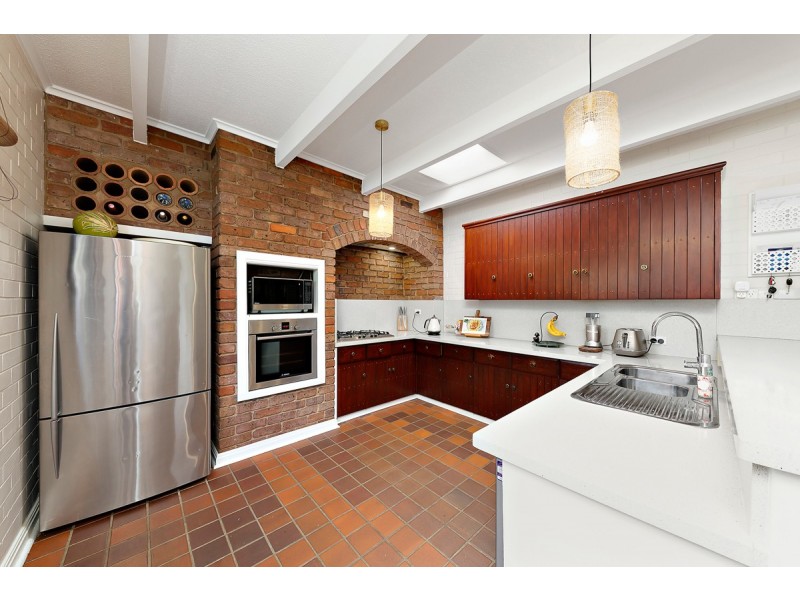 6 Mathieson Crescent, Weetangera ACT 2614
