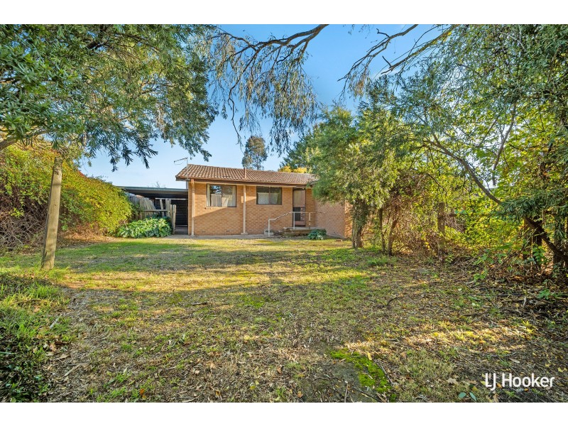 4 Clambe Place, Charnwood ACT 2615