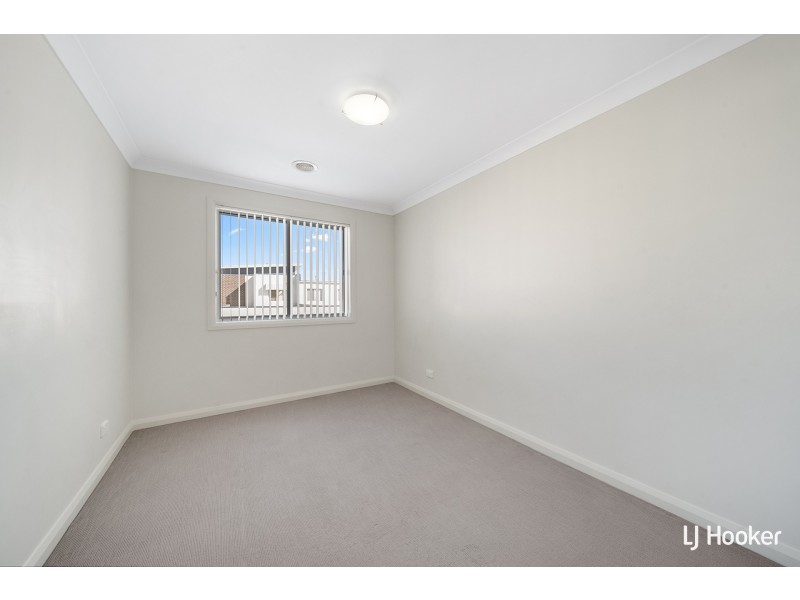 42 Nullarbor Avenue, Franklin ACT 2913