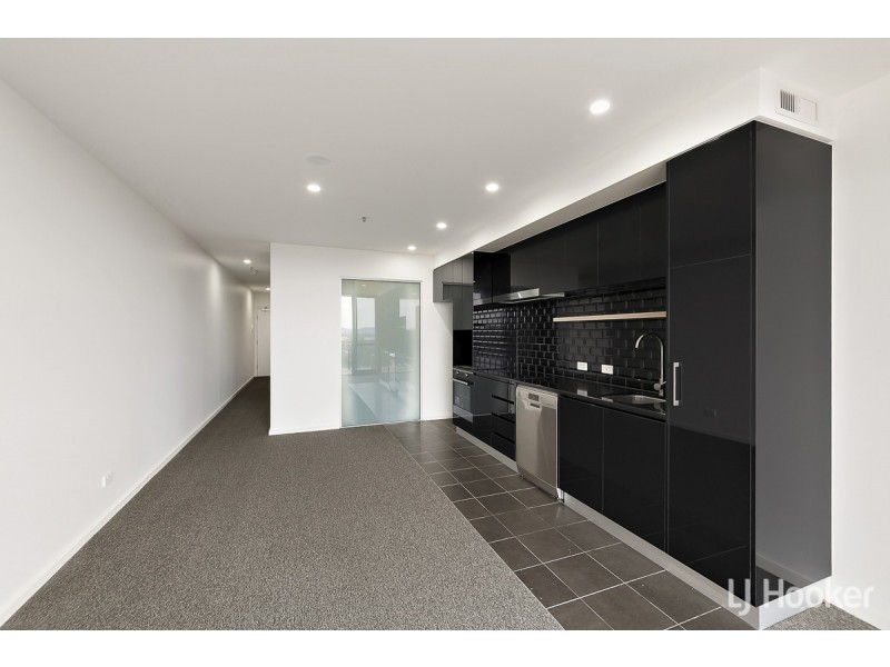2013/120 Eastern Valley Way, Belconnen ACT 2617