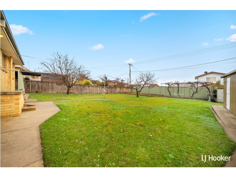 43 Dalley Crescent, Latham ACT 2615