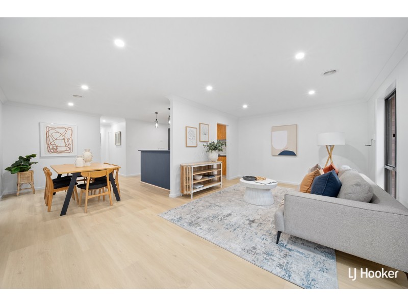 8 Spry Place, Florey ACT 2615