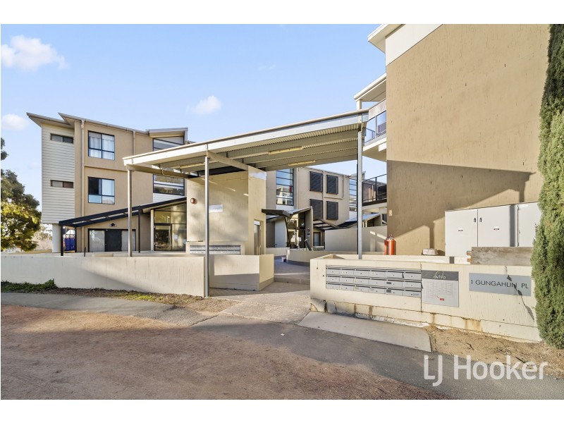 14/1 Gungahlin Place, Gungahlin ACT 2912