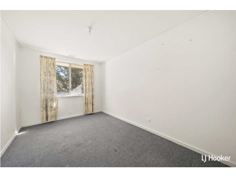 6 Lawrence Close, Macgregor ACT 2615