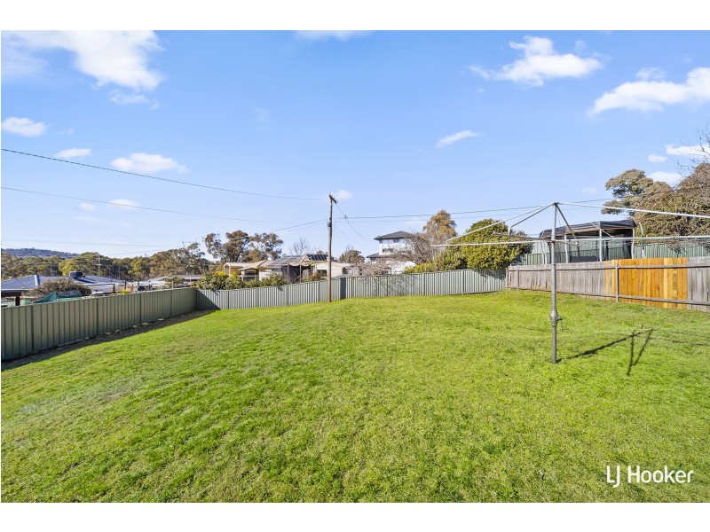6 Lawrence Close, Macgregor ACT 2615
