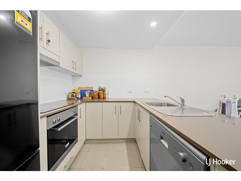33/1 Gungahlin Place, Gungahlin ACT 2912