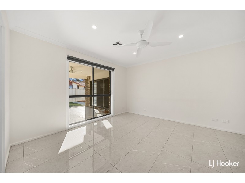 353 Southern Cross Drive, Holt ACT 2615