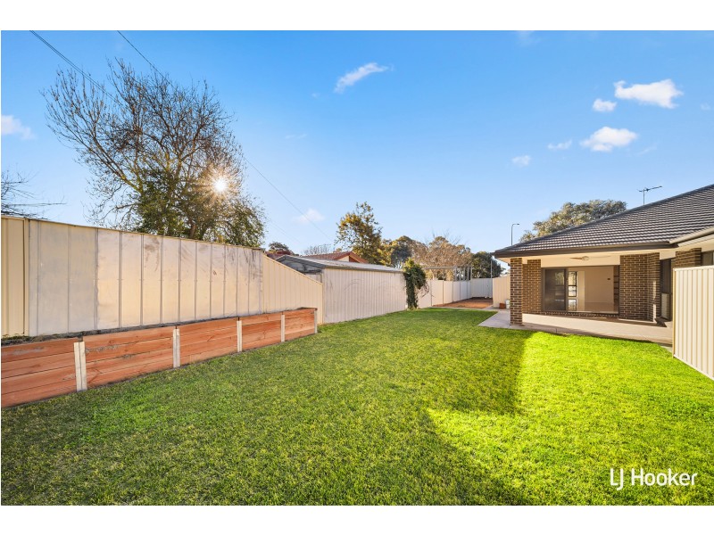 353 Southern Cross Drive, Holt ACT 2615