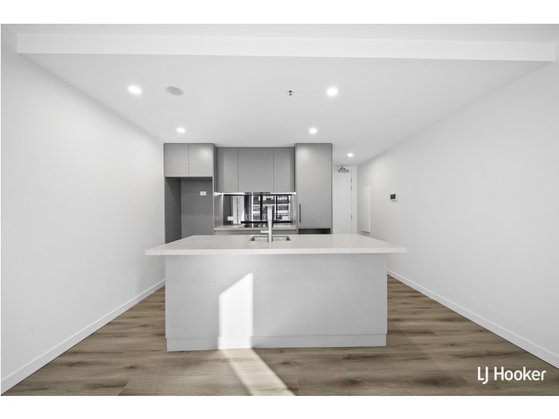 811/49 Furzer Street, Phillip ACT 2606