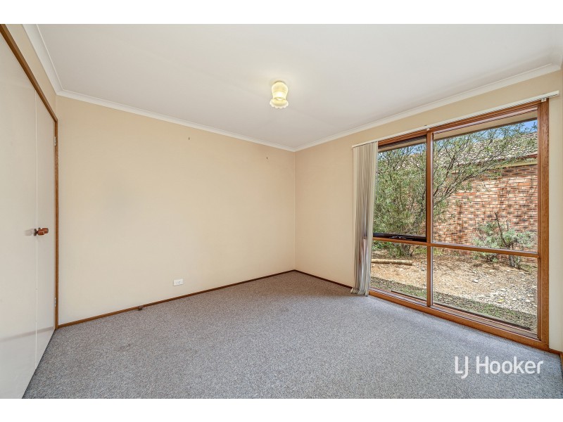 16 Moulden Court, Belconnen ACT 2617