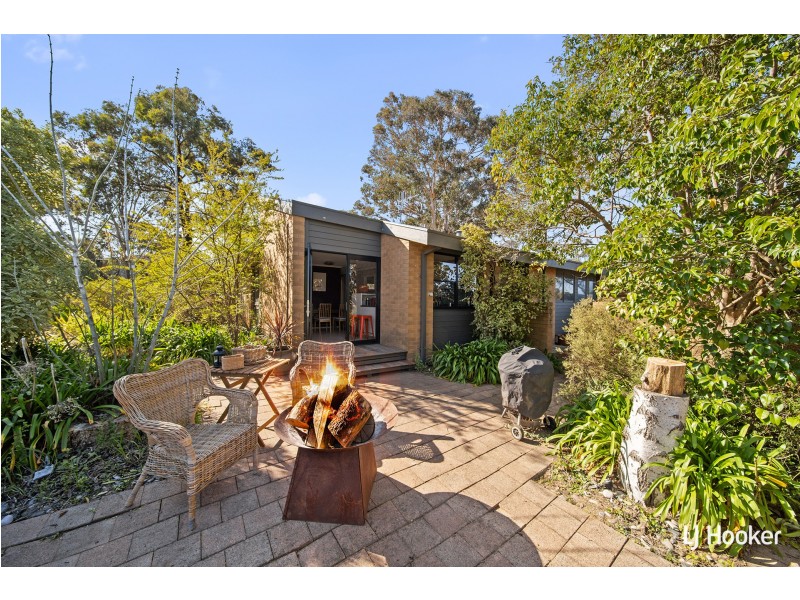 1 Blumenthal Place, Spence ACT 2615