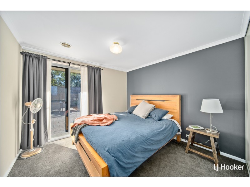 1 Blumenthal Place, Spence ACT 2615