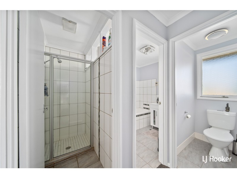 1 Blumenthal Place, Spence ACT 2615