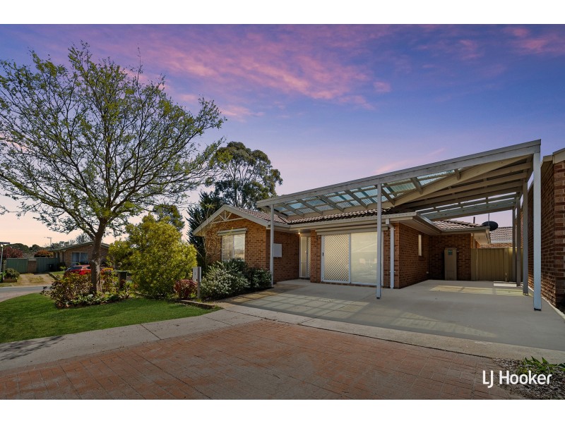 1 Lahiff Place, Dunlop ACT 2615