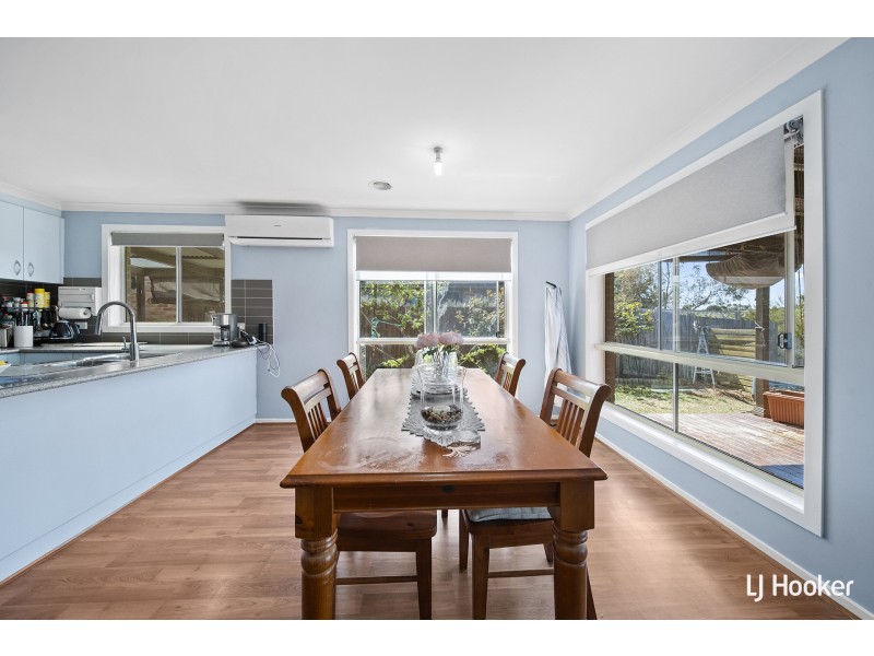 16 Marcus Faunce Street, Macgregor ACT 2615