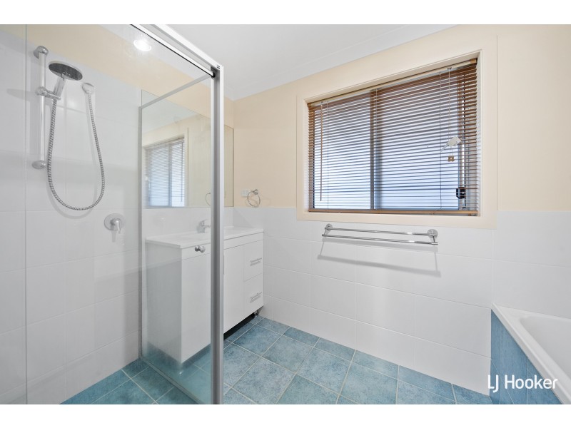 16 Marcus Faunce Street, Macgregor ACT 2615