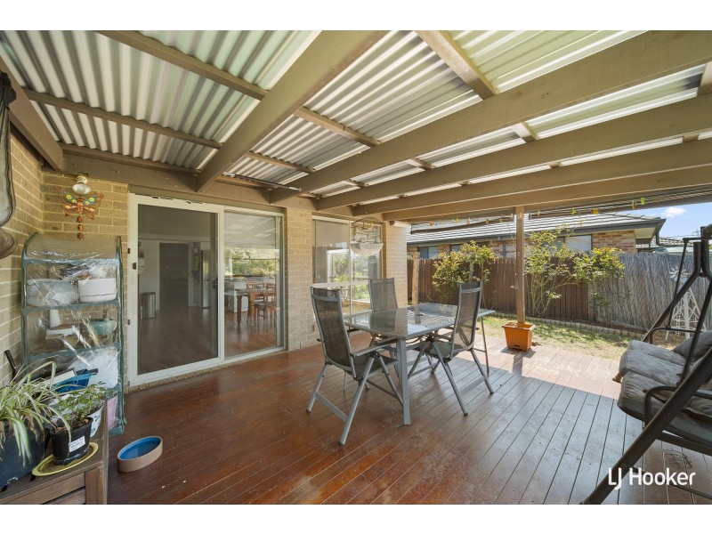 16 Marcus Faunce Street, Macgregor ACT 2615