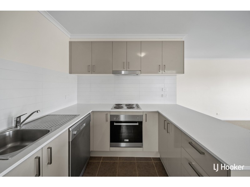 18/75 Elizabeth Jolley Crescent, Franklin ACT 2913