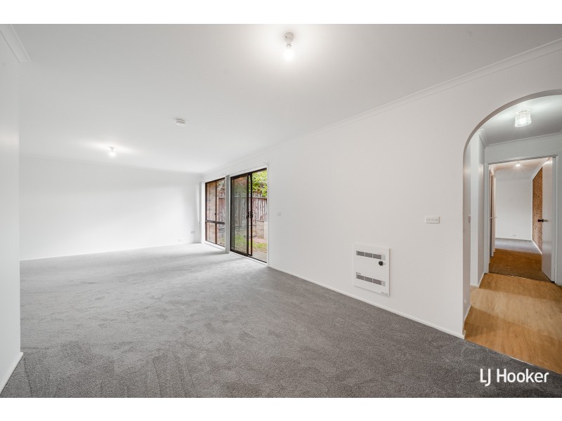 4 Flecker Place, Florey ACT 2615