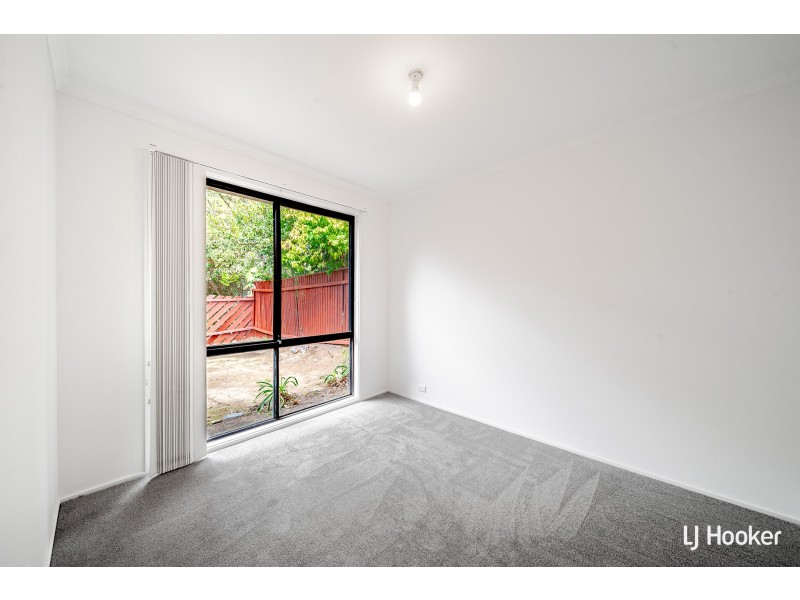 4 Flecker Place, Florey ACT 2615