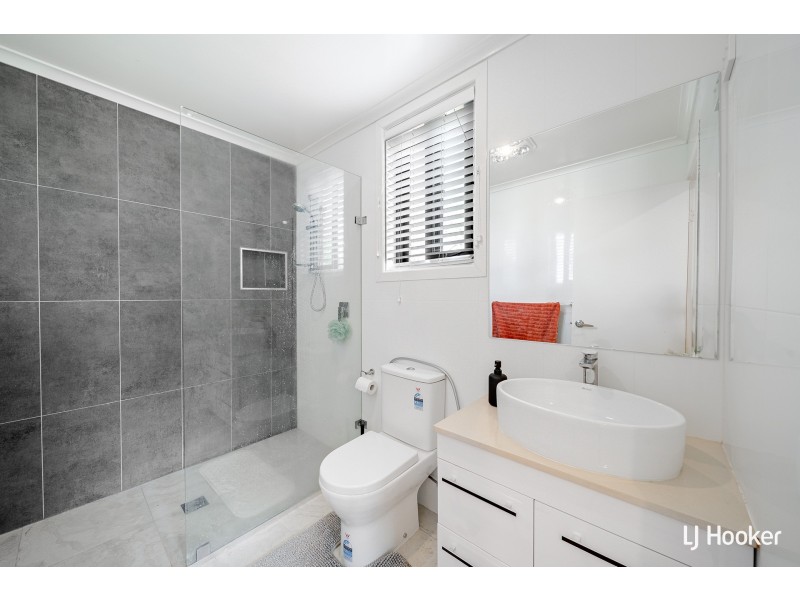 12 McCarthy Place, Charnwood ACT 2615