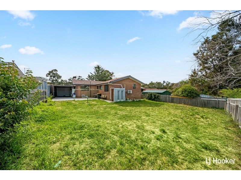 12 McCarthy Place, Charnwood ACT 2615