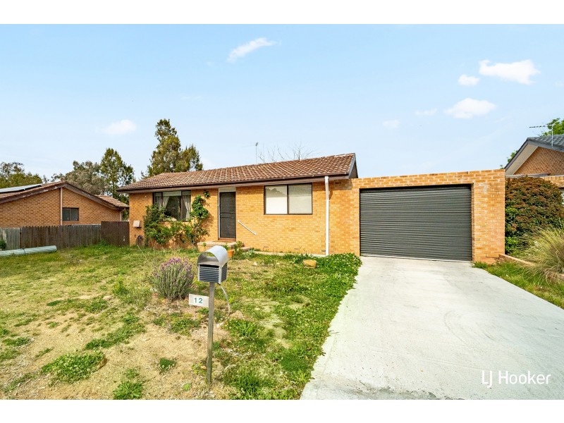 12 McCarthy Place, Charnwood ACT 2615