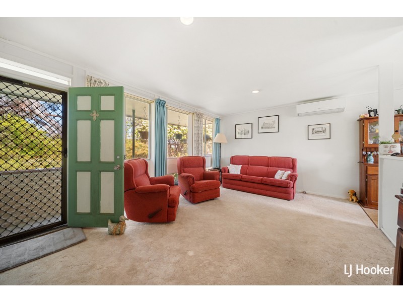 10 Chambers Street, Latham ACT 2615