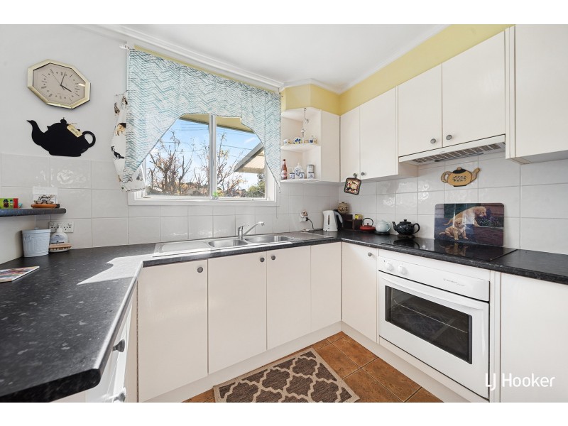 10 Chambers Street, Latham ACT 2615