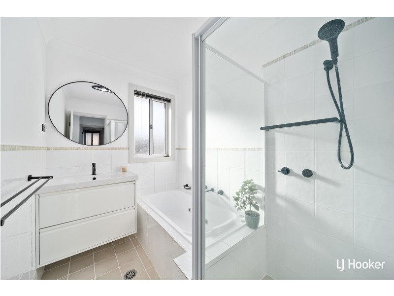 59 Lance Hill Avenue, Dunlop ACT 2615