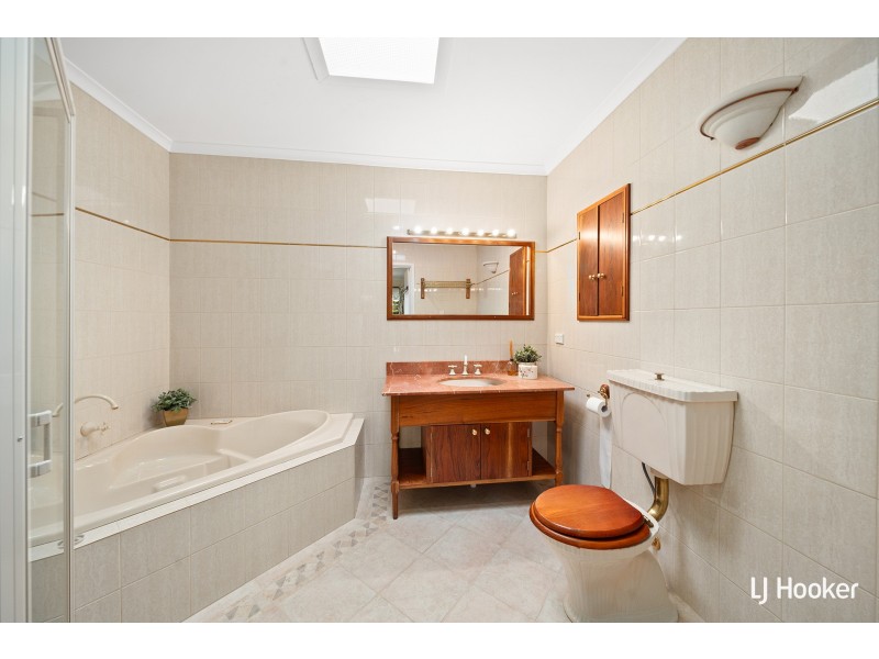 18 Darmody Street, Weetangera ACT 2614