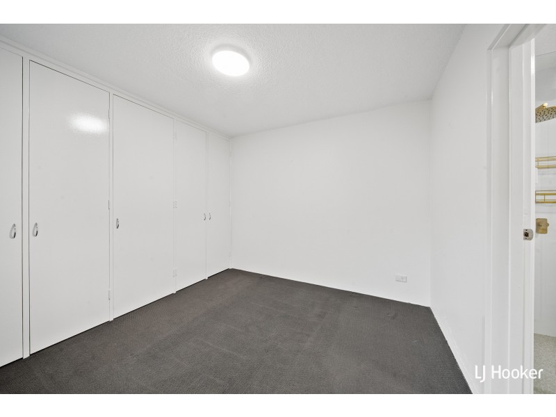 1/58 Bennelong Crescent, Macquarie ACT 2614