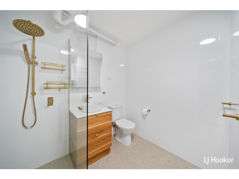 1/58 Bennelong Crescent, Macquarie ACT 2614