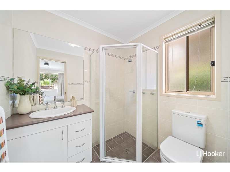 10 Courtneidge Street, Dunlop ACT 2615