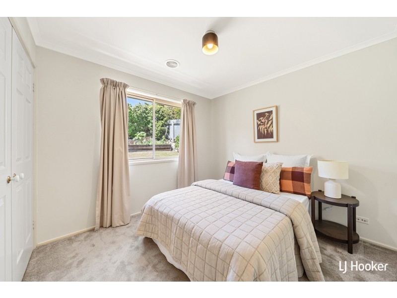 10 Courtneidge Street, Dunlop ACT 2615
