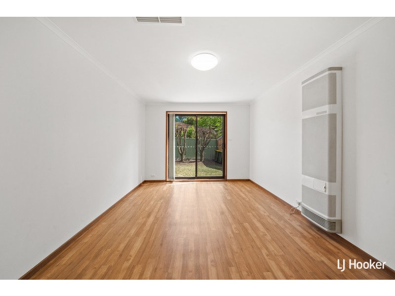 5 Frater Crescent, Lyneham ACT 2602