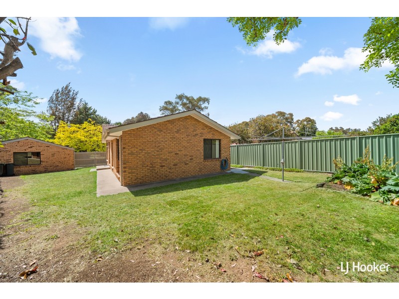 5 Frater Crescent, Lyneham ACT 2602