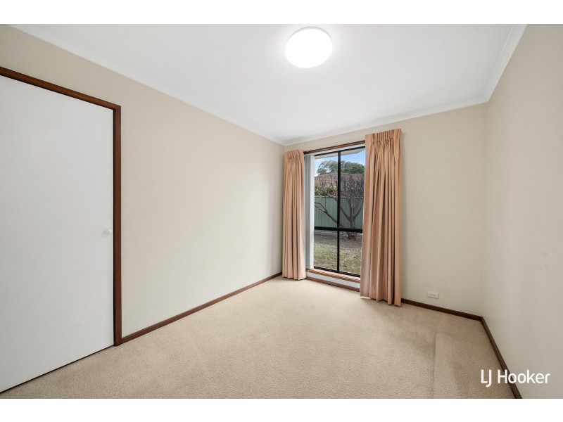 5 Frater Crescent, Lyneham ACT 2602