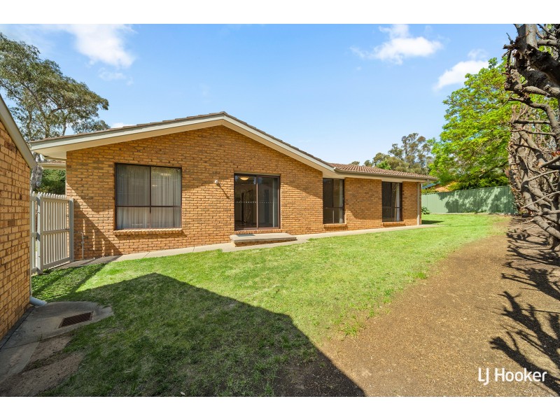 5 Frater Crescent, Lyneham ACT 2602