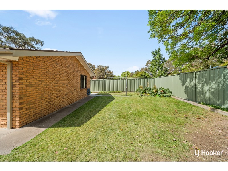 5 Frater Crescent, Lyneham ACT 2602