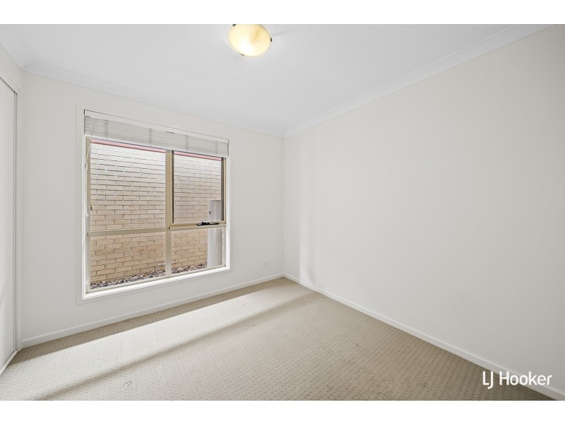 64 Jeff Snell Crescent, Dunlop ACT 2615